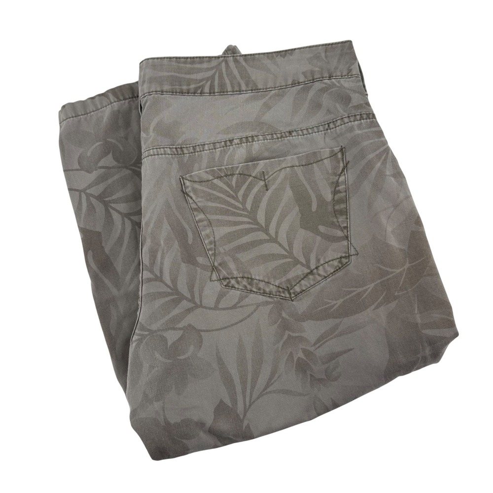 Faded Glory Women's Gray Floral Print Capri Cropped Pants Size‎ 16